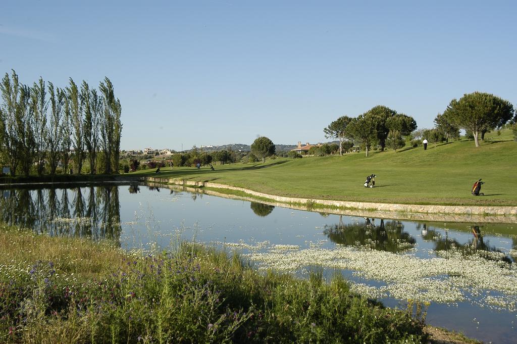 Hotel Bluecity Caceres Golf Facilidades foto